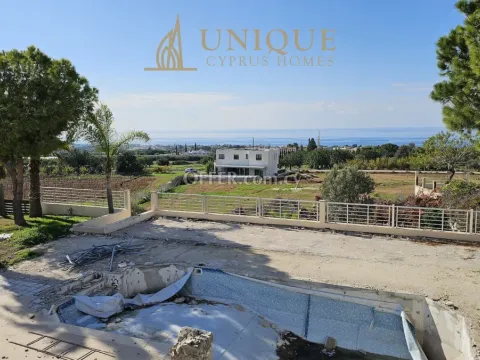 Modern 4-Bedroom Luxury Villa for Sale in Tala, Paphos - 2
