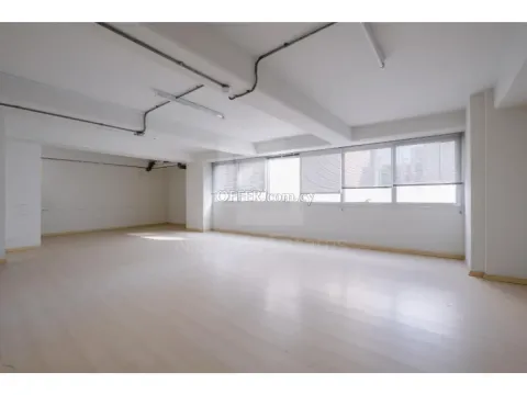 Office space in Trypiotis Nicosia - 8