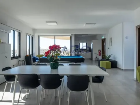 Fully Furnished 2 Floors Office in Agios Theodoros, Paphos - 8