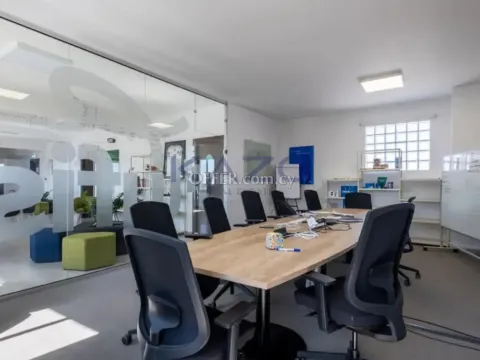 Fully Furnished 2 Floors Office in Agios Theodoros, Paphos - 7