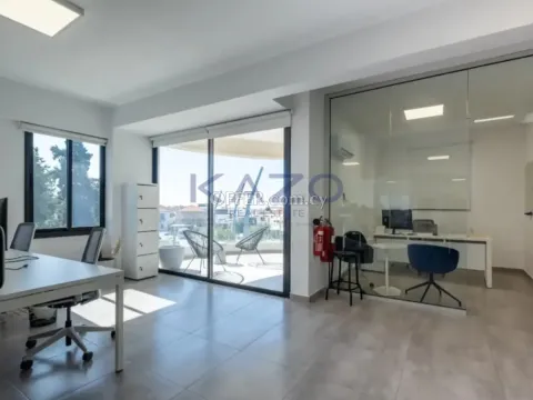 Fully Furnished 2 Floors Office in Agios Theodoros, Paphos - 6