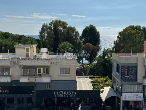 2 Bedroom Sea View Apartment to Rent