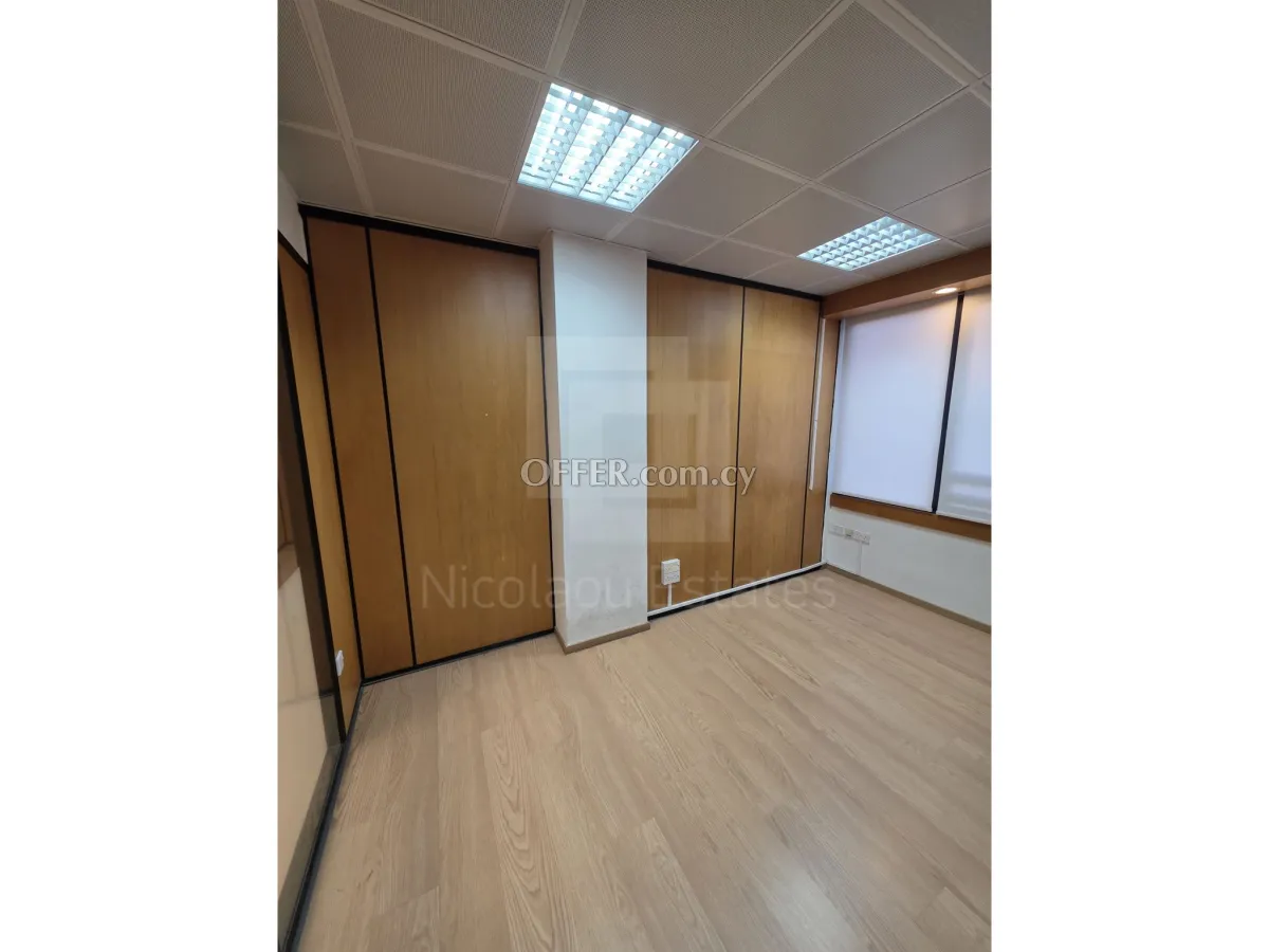 Ground floor plus mezzanine office for rent in a corner building in Strovolos Avenue near Petrolina - 3
