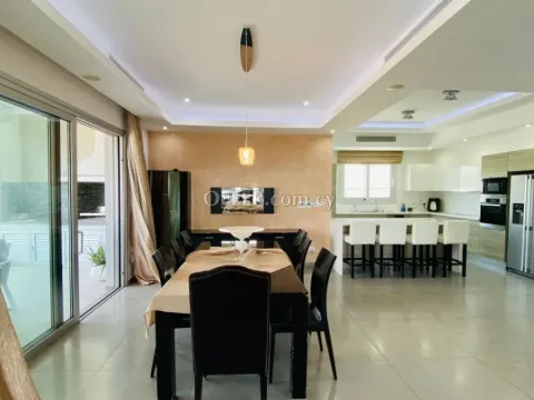 Apartment (Penthouse) in Agios Tychonas, Limassol for Sale - 3