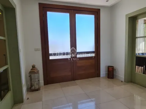 MAGNIFICENT POSTMODERN LUXURY VILLA IN AGIOS ATHANASIOS - 3