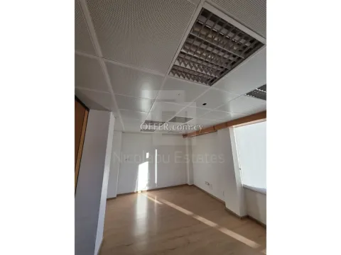 Office space for rent in a corner building in Strovolos Avenue near Petrolina - 7