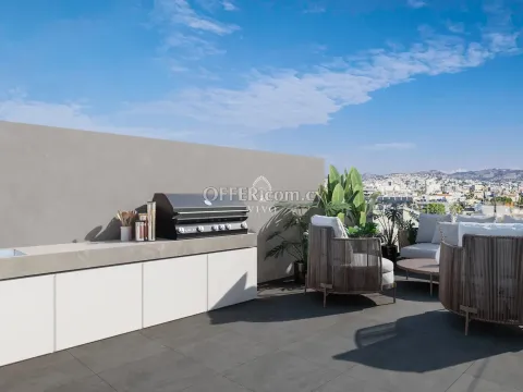 TWO BEDROOM TOP FLOOR APARTMENT WITH ROOF GARDEN IN MESA GEITONIA - LIMASSOL - Main Photo