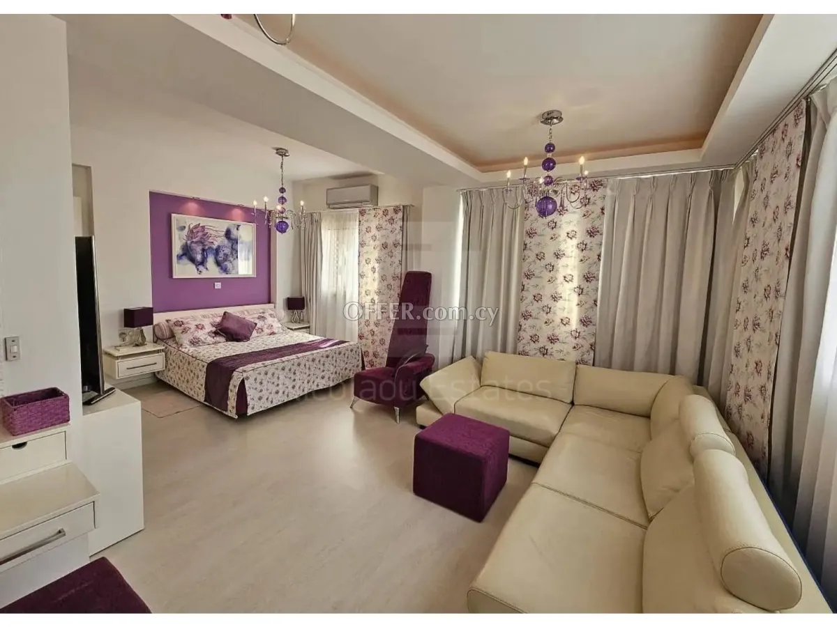 Three bedroom penthouse for rent in Papas area walking distance to Dasoudi beach - 8