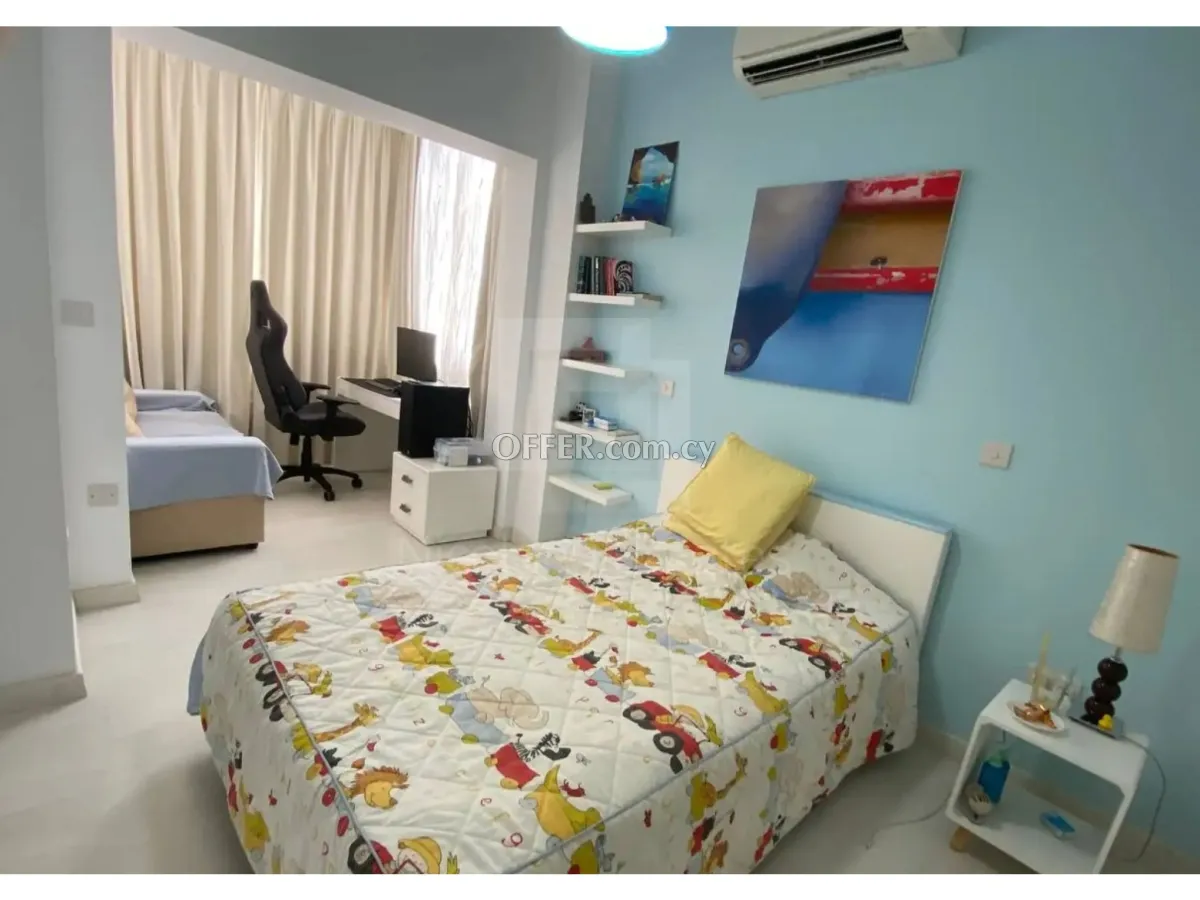Three bedroom penthouse for rent in Papas area walking distance to Dasoudi beach - 7
