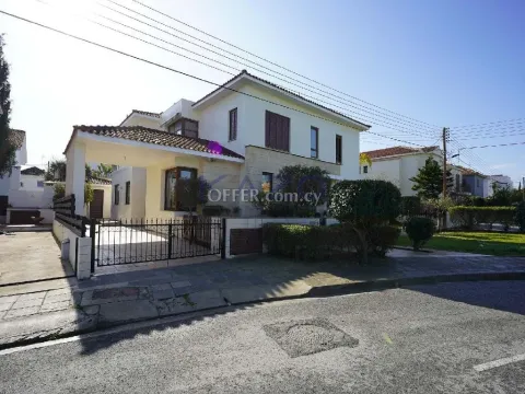 Spacious Four Bedroom Egkomi Home on Large Plot - Main Photo