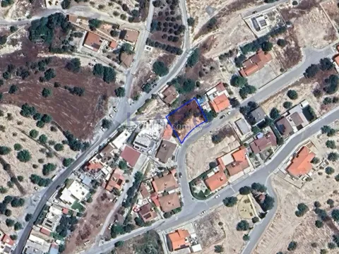 Large 557m2 Building Plot for Sale Paramytha - 3