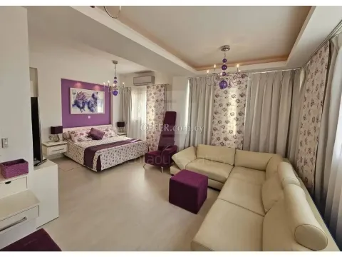 Three bedroom penthouse for rent in Papas area walking distance to Dasoudi beach - 8