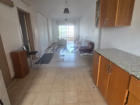 Spacious 3 Bedroom Apartment in Vibrant City Center - Main Photo