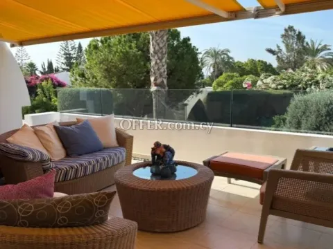 Apartment (Flat) in Park Lane Area, Limassol for Sale