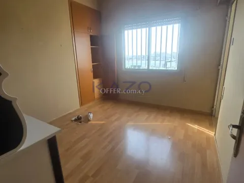 Spacious 3 Bedroom Apartment in Vibrant City Center - 8