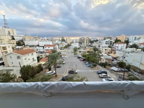 Fully Renovated 3 Bedroom Apartment in Strovolos Nicosia - 9