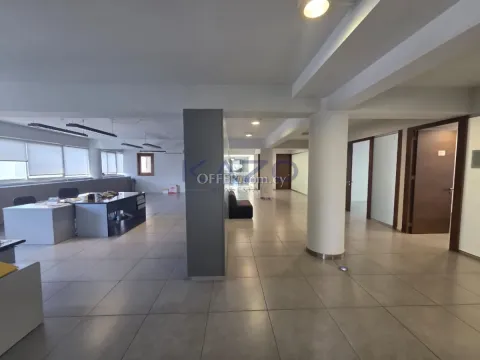 Spacious Top Floor Office for Rent Agios Ioannis - 12