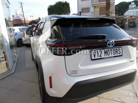 2021 Toyota Yaris Cross Hybrid 1.5L Hybrid Automatic SUV - Main Photo