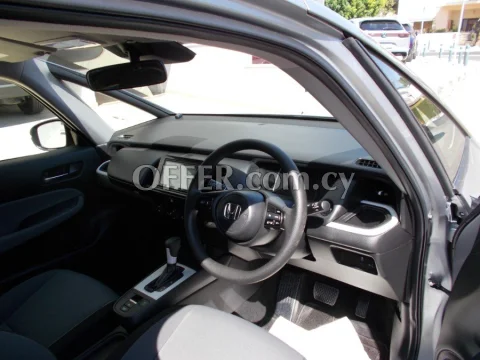 2024 Honda FIT 1.5L Hybrid Automatic Hatchback - 2