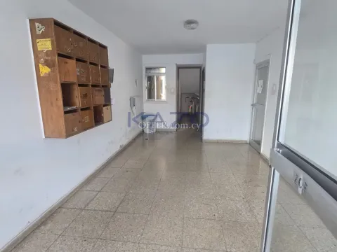 Spacious 3 Bedroom Apartment in Vibrant City Center - 2