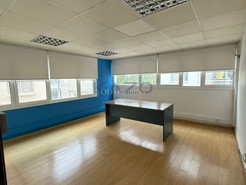 Spacious Mixed Use Rental in Agios Nicolaos - 5