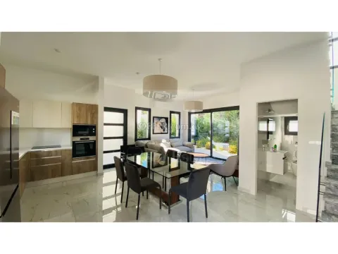 Cozy two bedroom townhouse in Potamos Germasogeias tourist area - 9