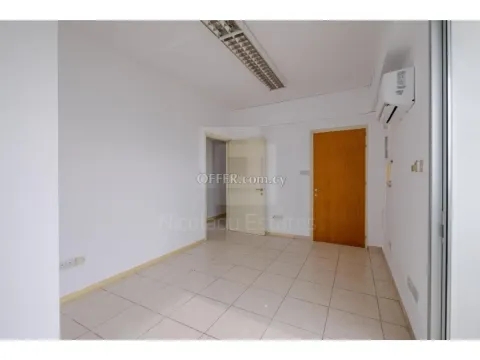 Offices space for sale in Agios Antonios area Nicosia - 4