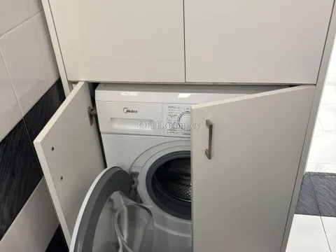 3 - BEDROOM PENTHOUSE FOR RENT CLOSE TO AJAX HOTEL! - 4