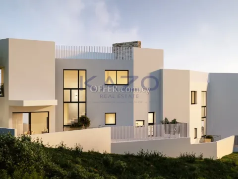 Modern Semi-Detached Home With Space in Fasoula - 4