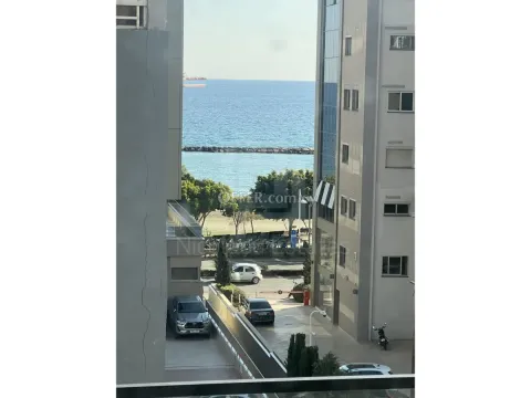 Luxury top floor apartment close to the sea with roof terrace for sale. - Main Photo