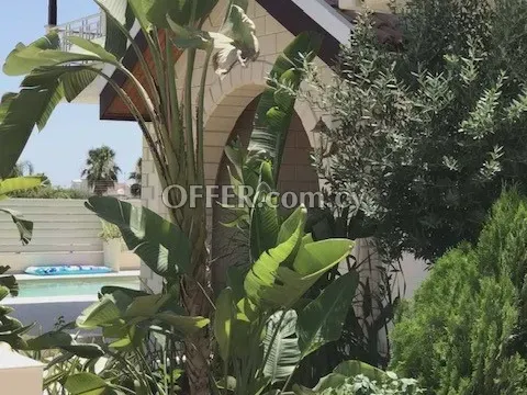 BEAUTIFUL DETACHED SPACIOUS VILLA WITH SWIMMING POOL IN EKALI AREA! - 9