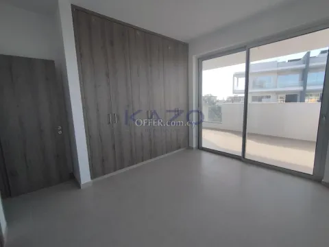 Elegant 2 Bedroom Apartment For Sale in Polemidia - 10
