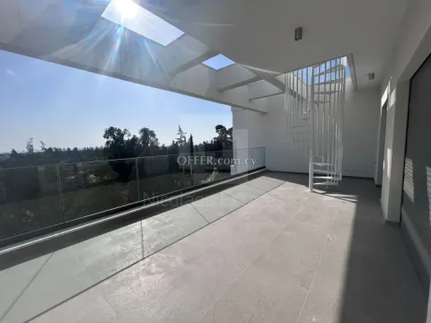 Exclusive 3 bedroom Penthouse - 7