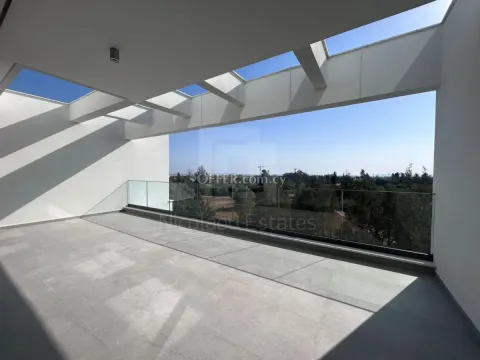 Exclusive 3 bedroom Penthouse - 6