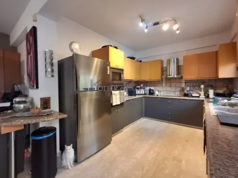 Spacious 4 Bedroom Home with Pool in Agios Athanasios - 6