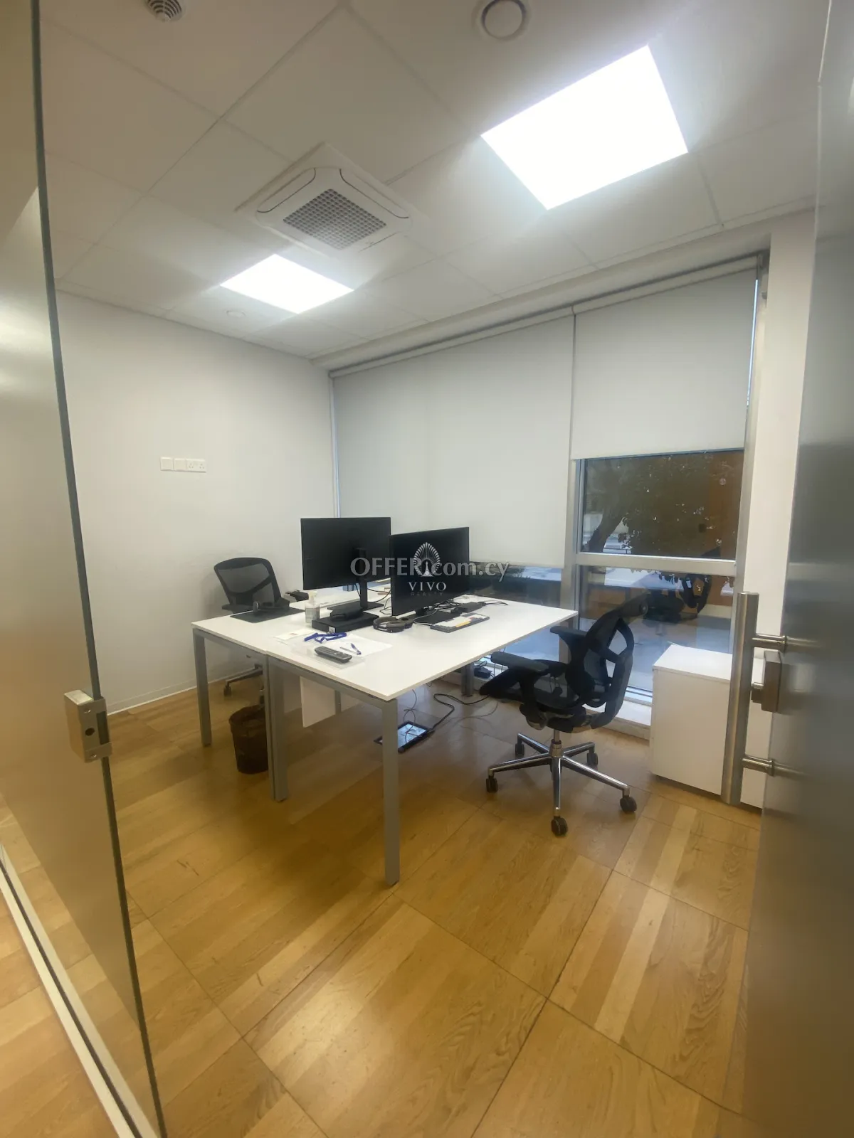 RECENTLY RENOVATED OFFICE OF 325 SQM IN EGKOMI - NICOSIA - 3