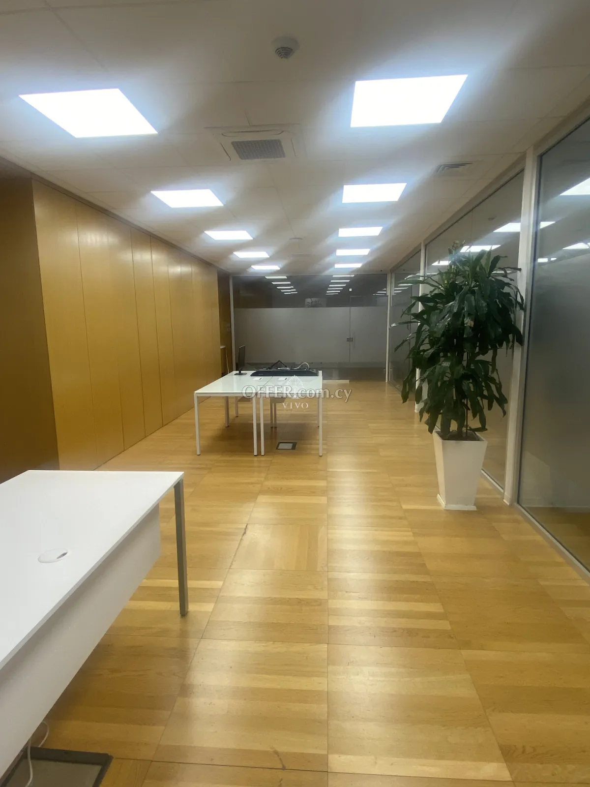 RECENTLY RENOVATED OFFICE OF 325 SQM IN EGKOMI - NICOSIA - 8