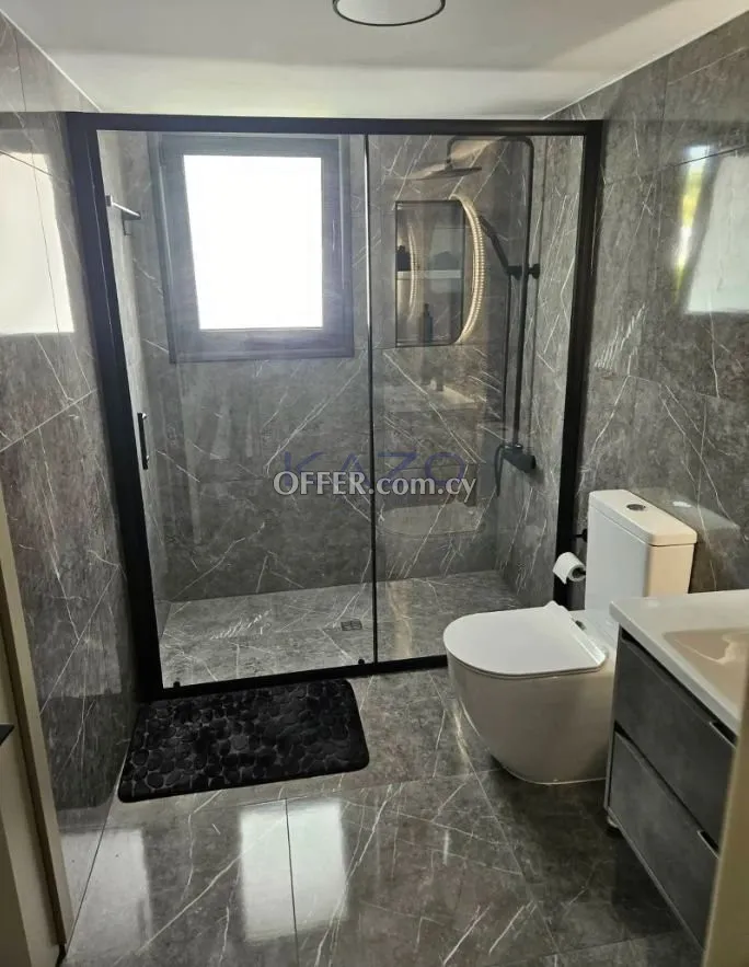 Modern Fully Furnished 3-Bedroom Apartment in Mesa Geitonia - 3
