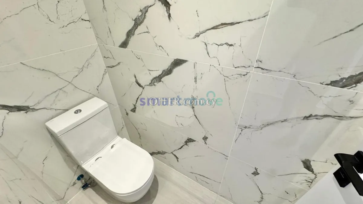 4 Bedroom Semi - Detached House For Sale Kato Polemidia Limassol - 6