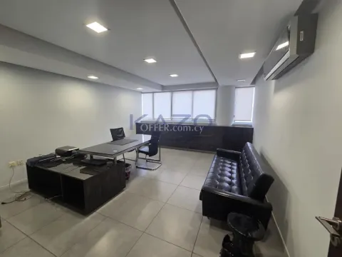 Spacious Top Floor Office for Rent Agios Ioannis - 4