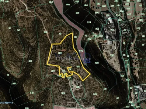 Large Industrial Field Plot for Sale in Ypsonas Area (Landlocked) - Main Photo