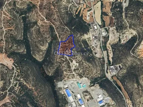 Large Industrial Field Plot for Sale in Ypsonas Area (Landlocked) - Main Photo