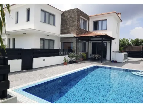 Three bedroom plus 1 detached house for sale in Latsia near Caterways - Main Photo