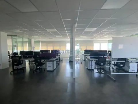 Office 500m2 For Rent Limassol - Main Photo