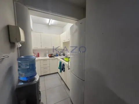 Spacious Top Floor Office for Rent Agios Ioannis - 6