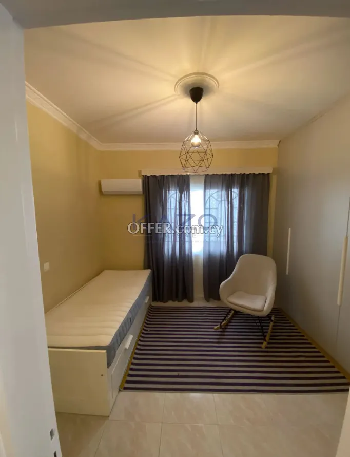 Modern Furnished 3 Bedroom Apartment in City Center - 4