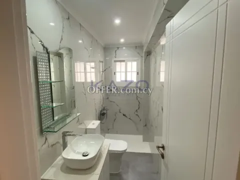 Modern Furnished 3 Bedroom Apartment in City Center - 2