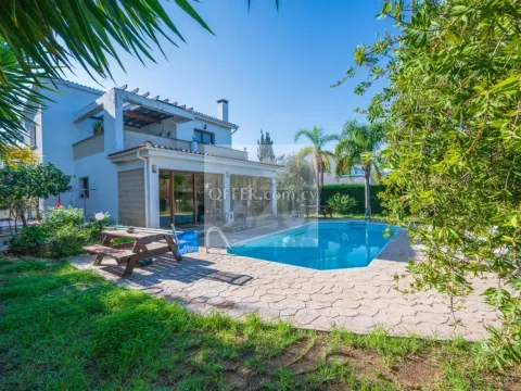 Detached Villa in Latchi - 3