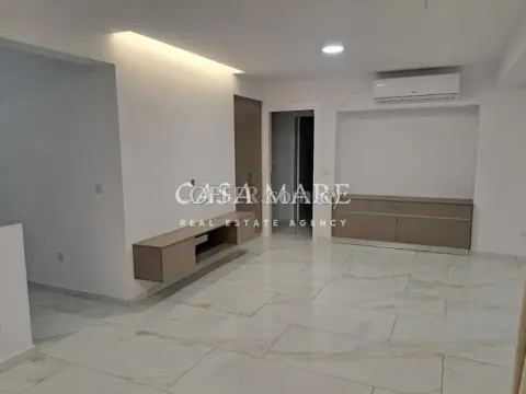 3-Bedroom Apartment in Acropolis - Main Photo