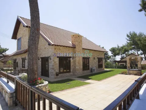 4 Bedroom Detached Villa For Sale Souni Limassol - 6